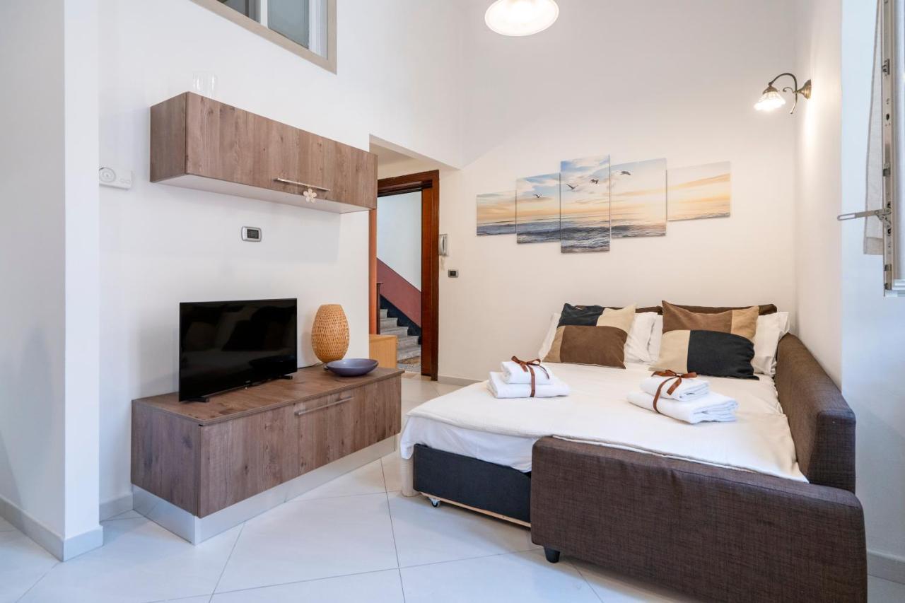 La Casa Di Gio - Stazione & Policlinico Apartment Бари Экстерьер фото